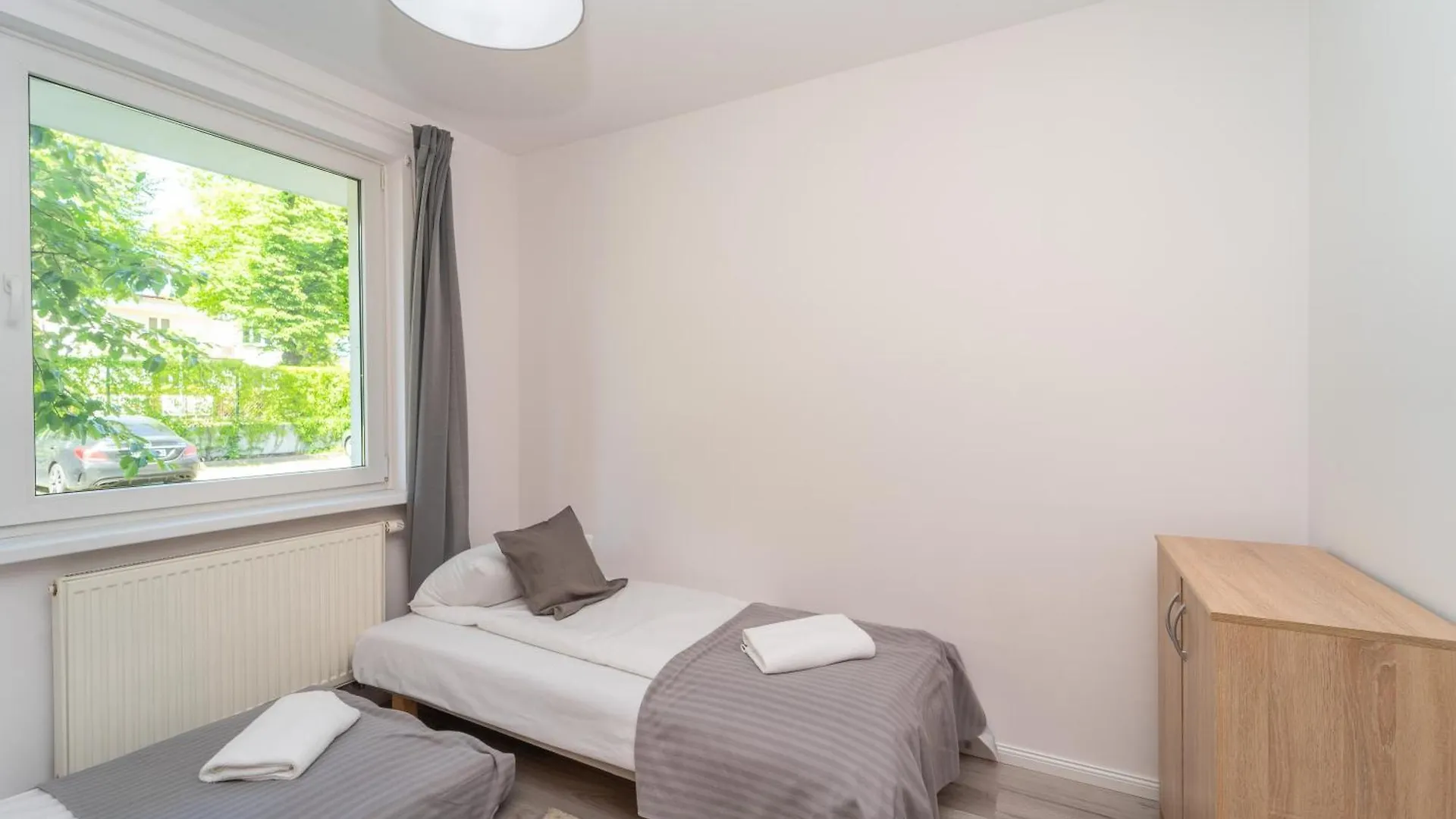 Rodzinny Apartament 3City Z 5 Sypialniami, Parkingiem I Ogrodkiem By Noclegi Renters Gdańsk Polska